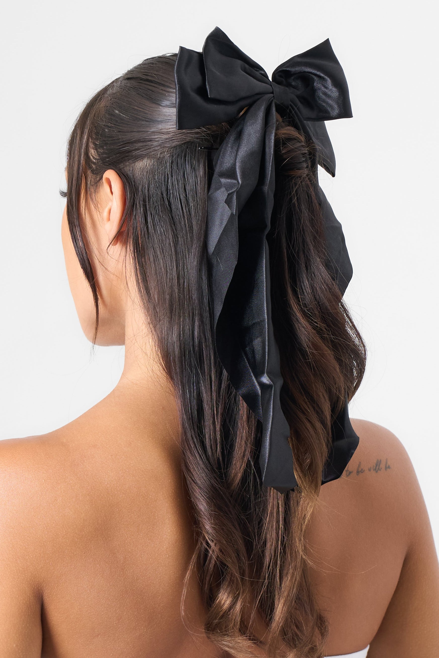 Bow Hair Clip in Black