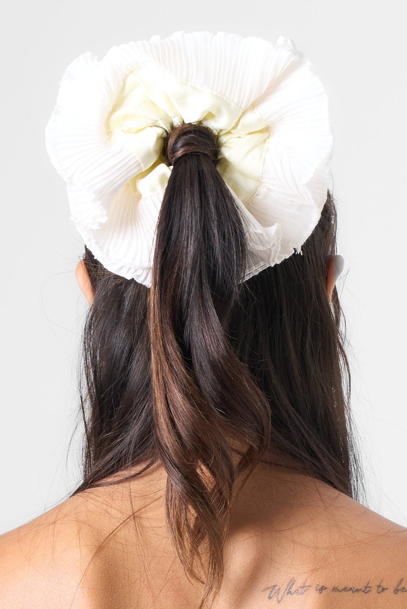 Oversized Scrunchie in Beige