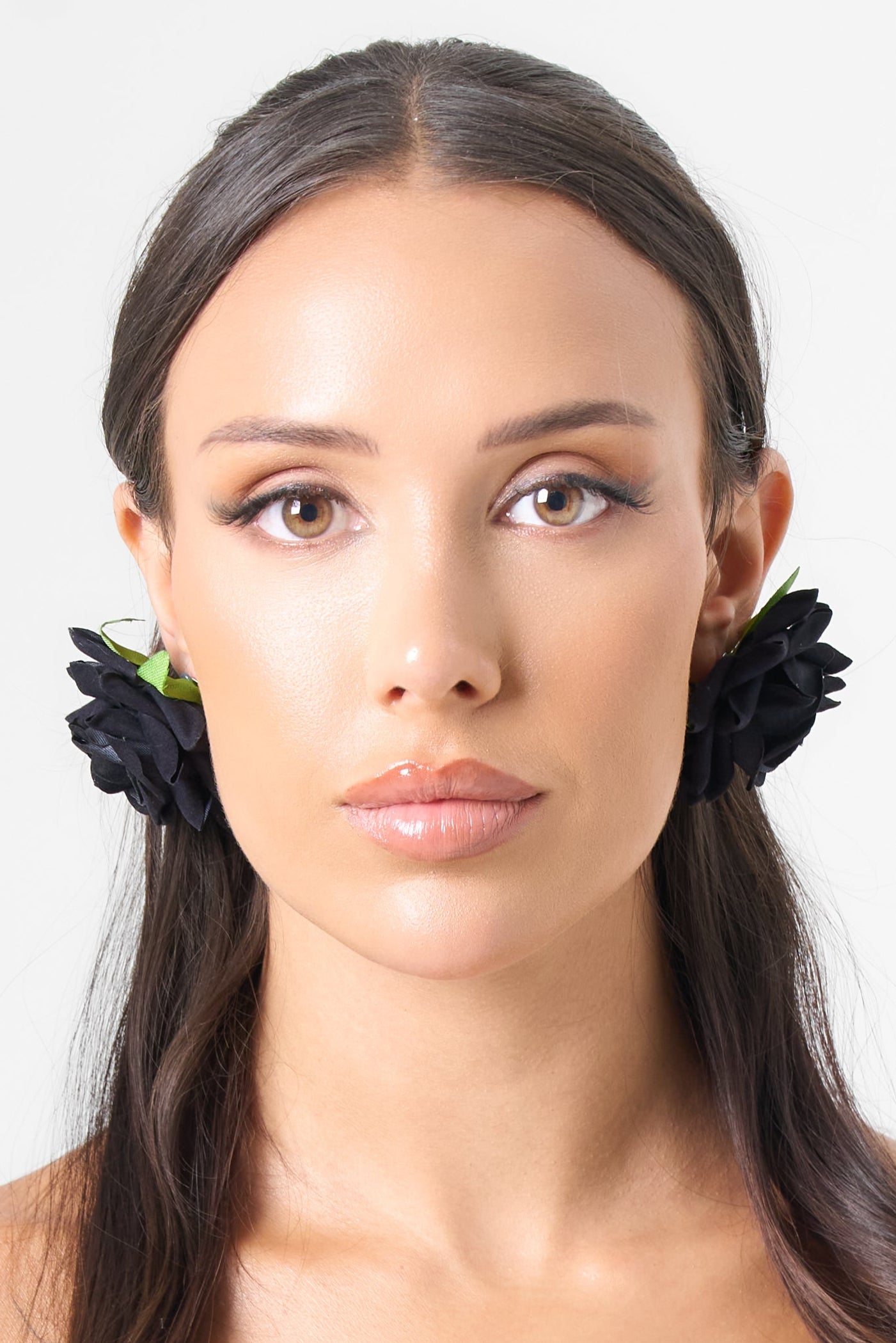 Rose Earring in Black